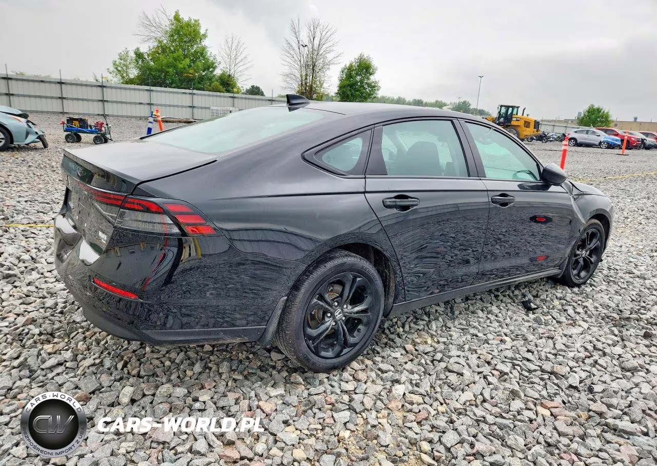2025 Honda Accord Se VIN:1HGCY1F43SA011613 - 3