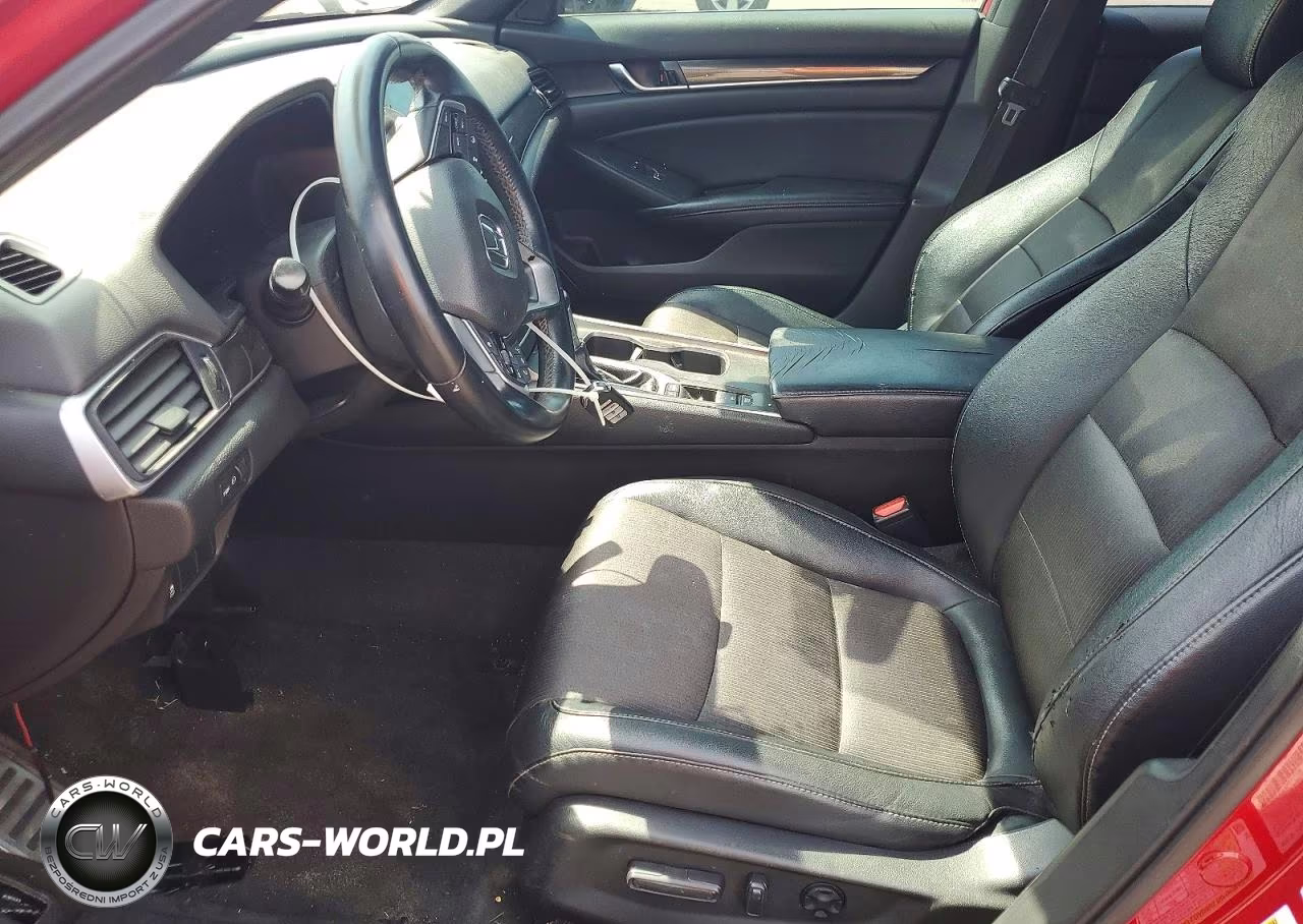 2018 Honda Accord Sport VIN:1HGCV1F35JA212248 - 7