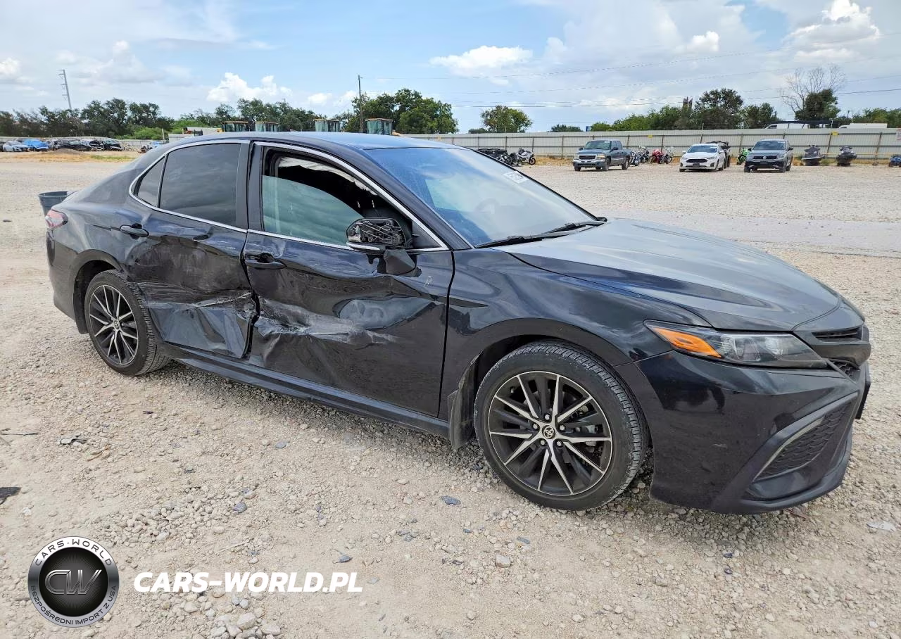 2024 Toyota Camry Se VIN:4T1G11AK2RU250875 - 4