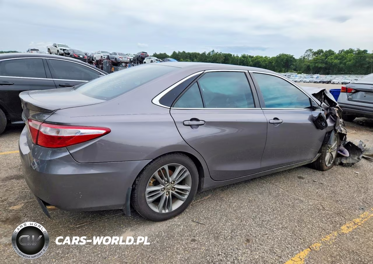2017 Toyota Camry Se VIN:4T1BF1FK0HU720694 - 3