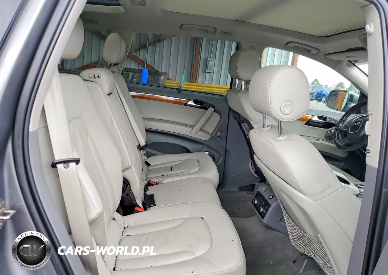 2010 Audi Q7 Prestige VIN:WA1VMAFE7AD002657 - 10