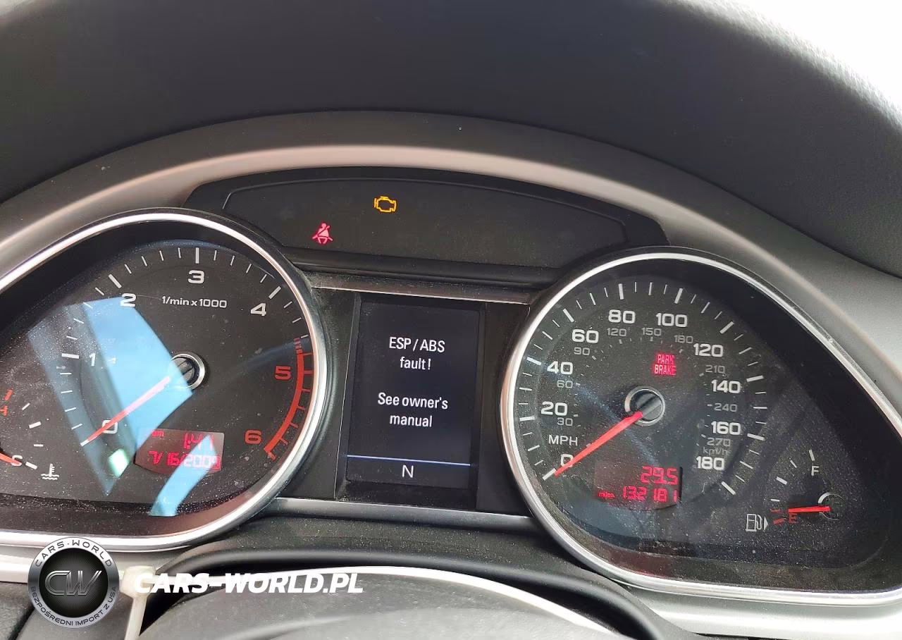 2010 Audi Q7 Prestige VIN:WA1VMAFE7AD002657 - 9