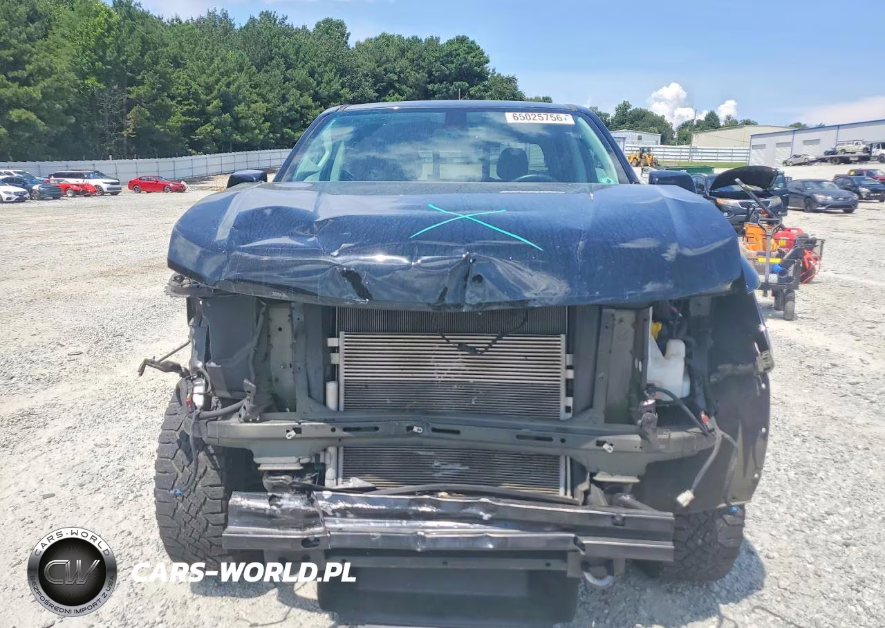 2022 Chevrolet Colorado Z71 VIN:1GCGTDEN7N1303117 - 5