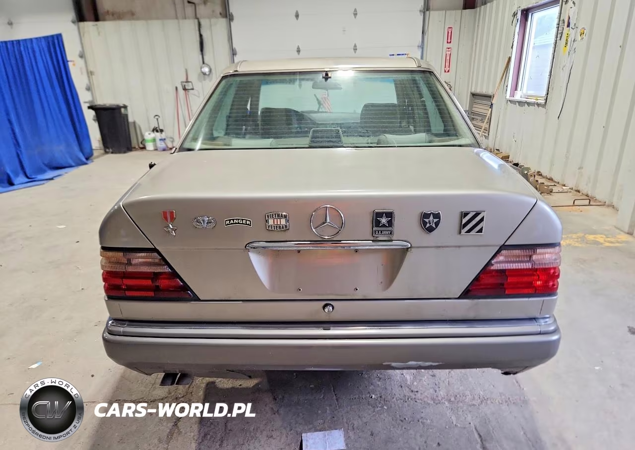 1995 Mercedes-Benz E 320 Base VIN:WDBEA32E8SC225845 - 6