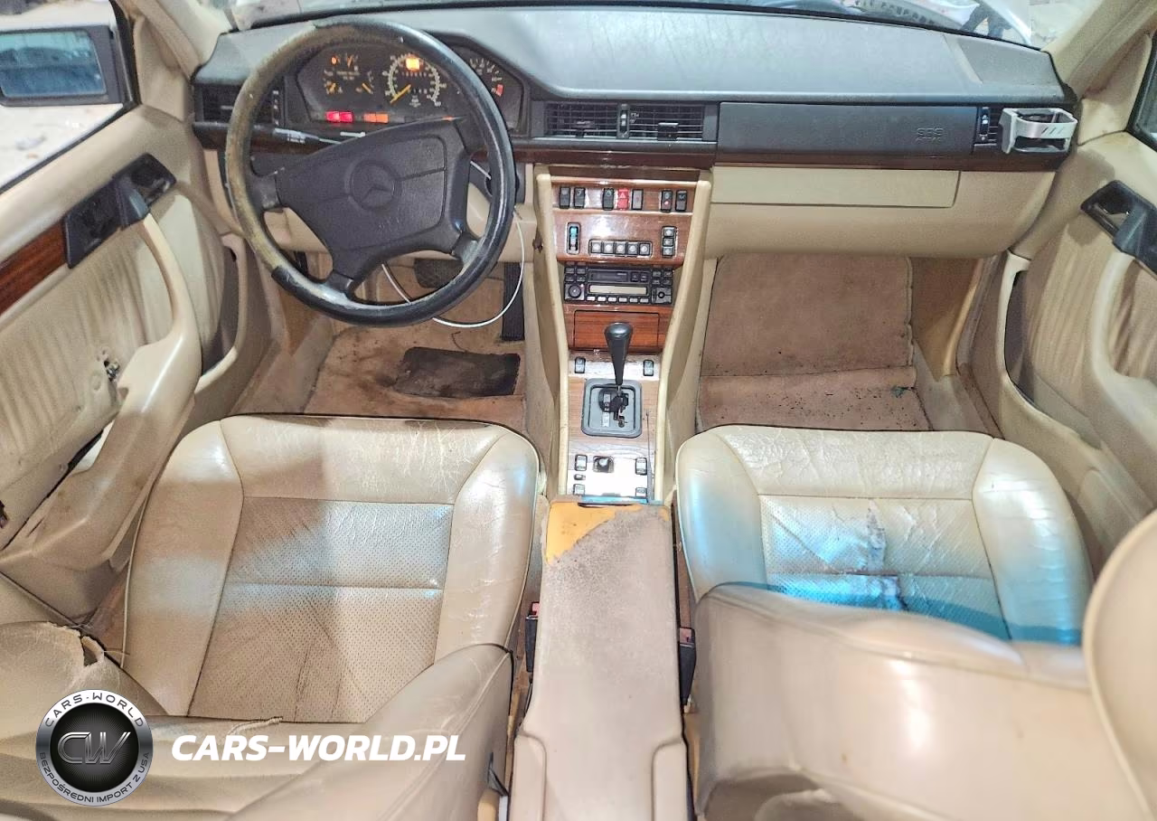 1995 Mercedes-Benz E 320 Base VIN:WDBEA32E8SC225845 - 8