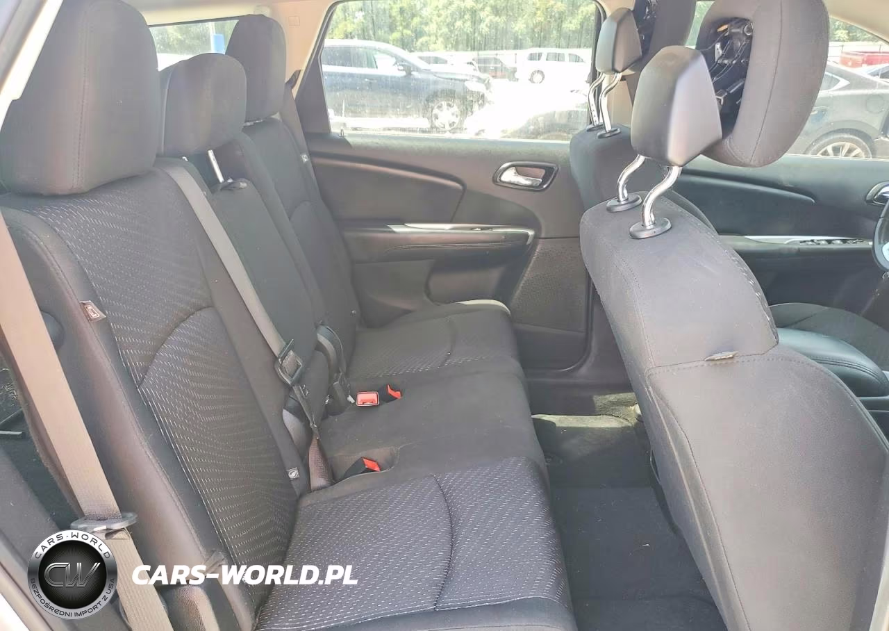 2018 Dodge Journey Se VIN:3C4PDCAB0JT385228 - 11