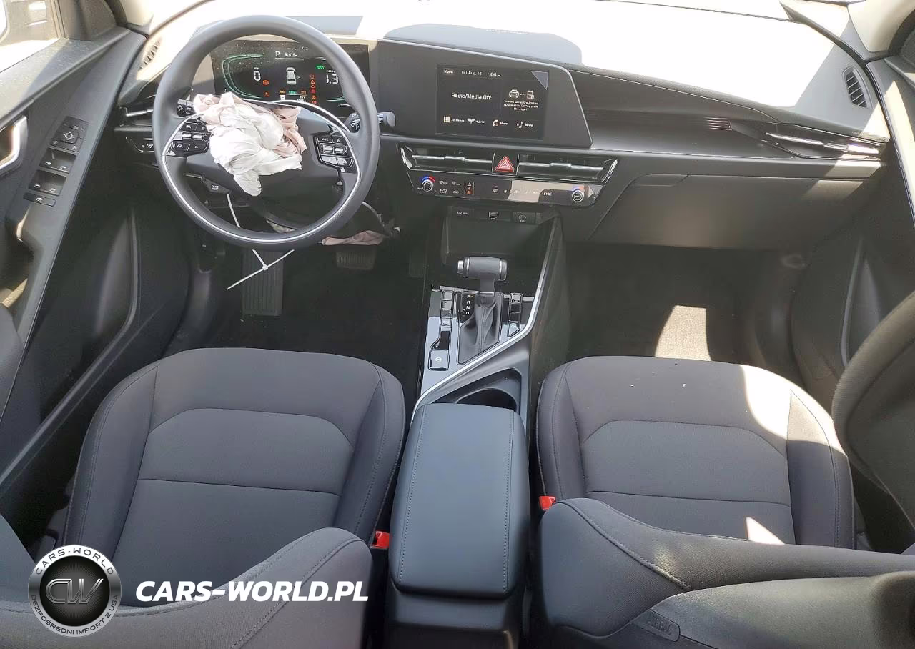 2026 Kia Niro Lx VIN:KNDCP3LE0T5350348 - 8