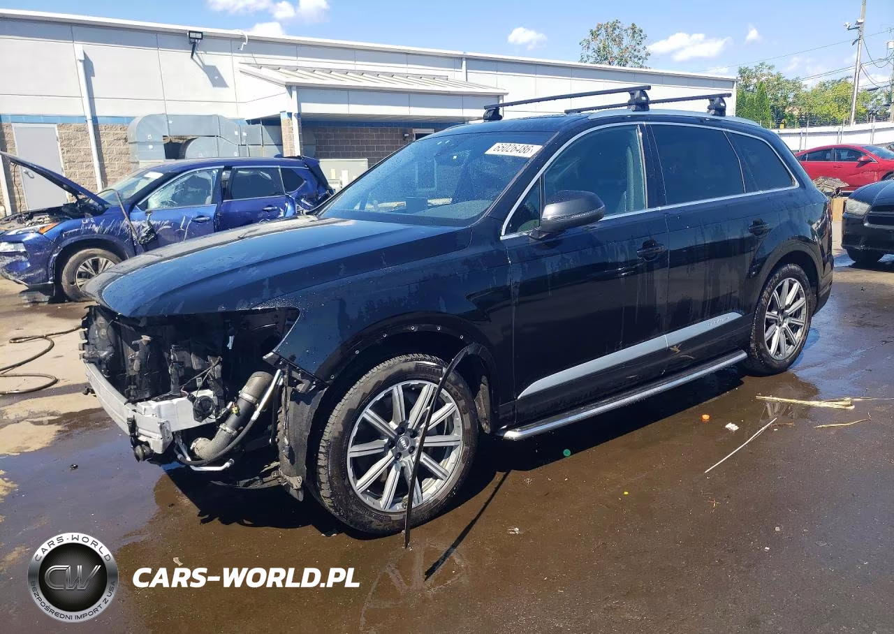 2018 Audi Q7 Premium Plus VIN:WA1LHAF76JD044802 - 1