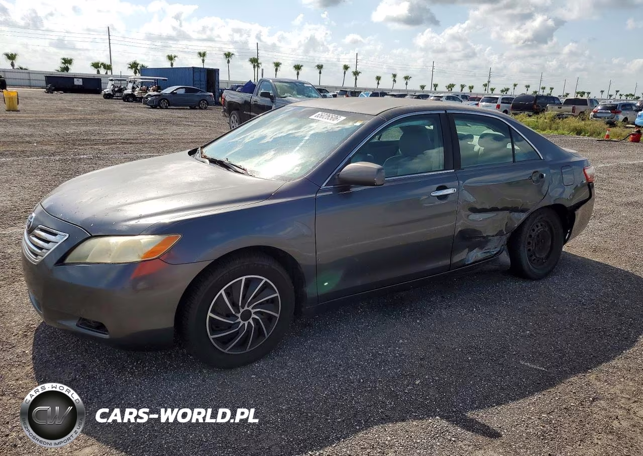 2008 Toyota Camry Le – zdjęcie 1 z 12
