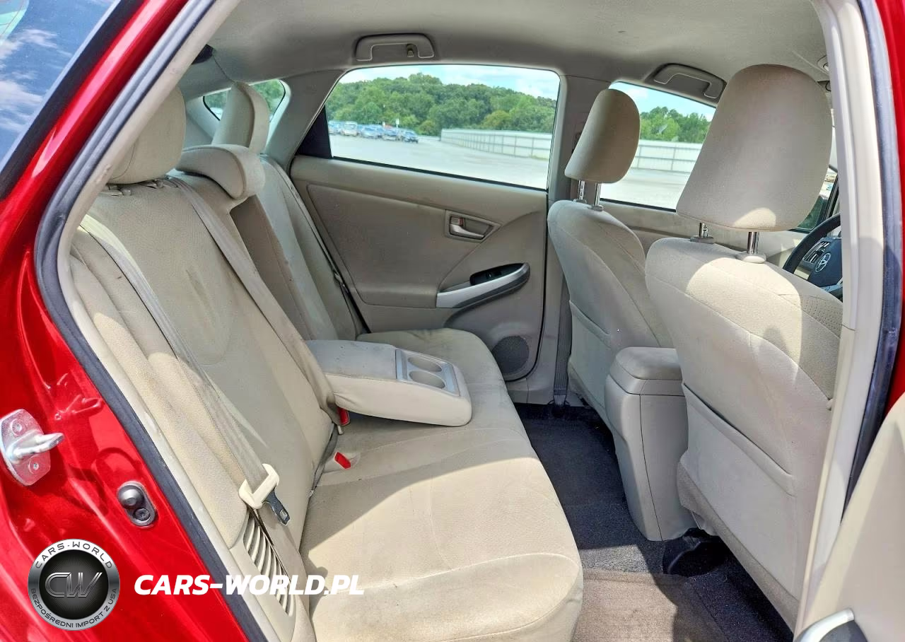 2014 Toyota Prius Two VIN:JTDKN3DU6E0362981 - 10