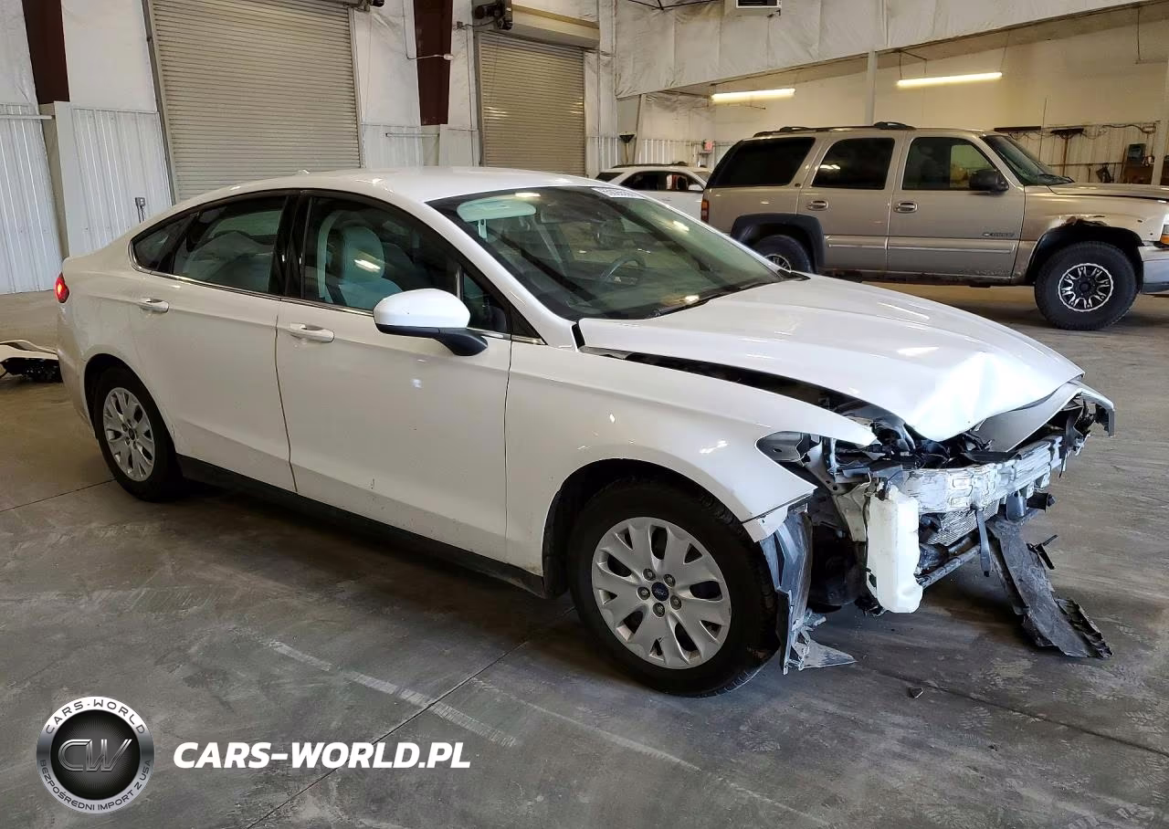 2020 Ford Fusion S VIN:3FA6P0G74LR228294 - 4