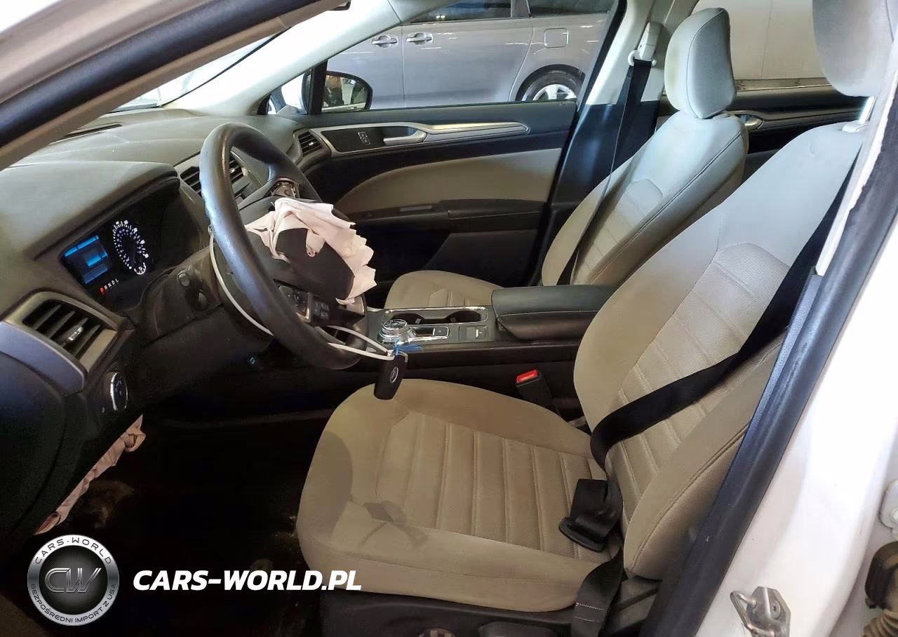 2020 Ford Fusion S VIN:3FA6P0G74LR228294 - 7