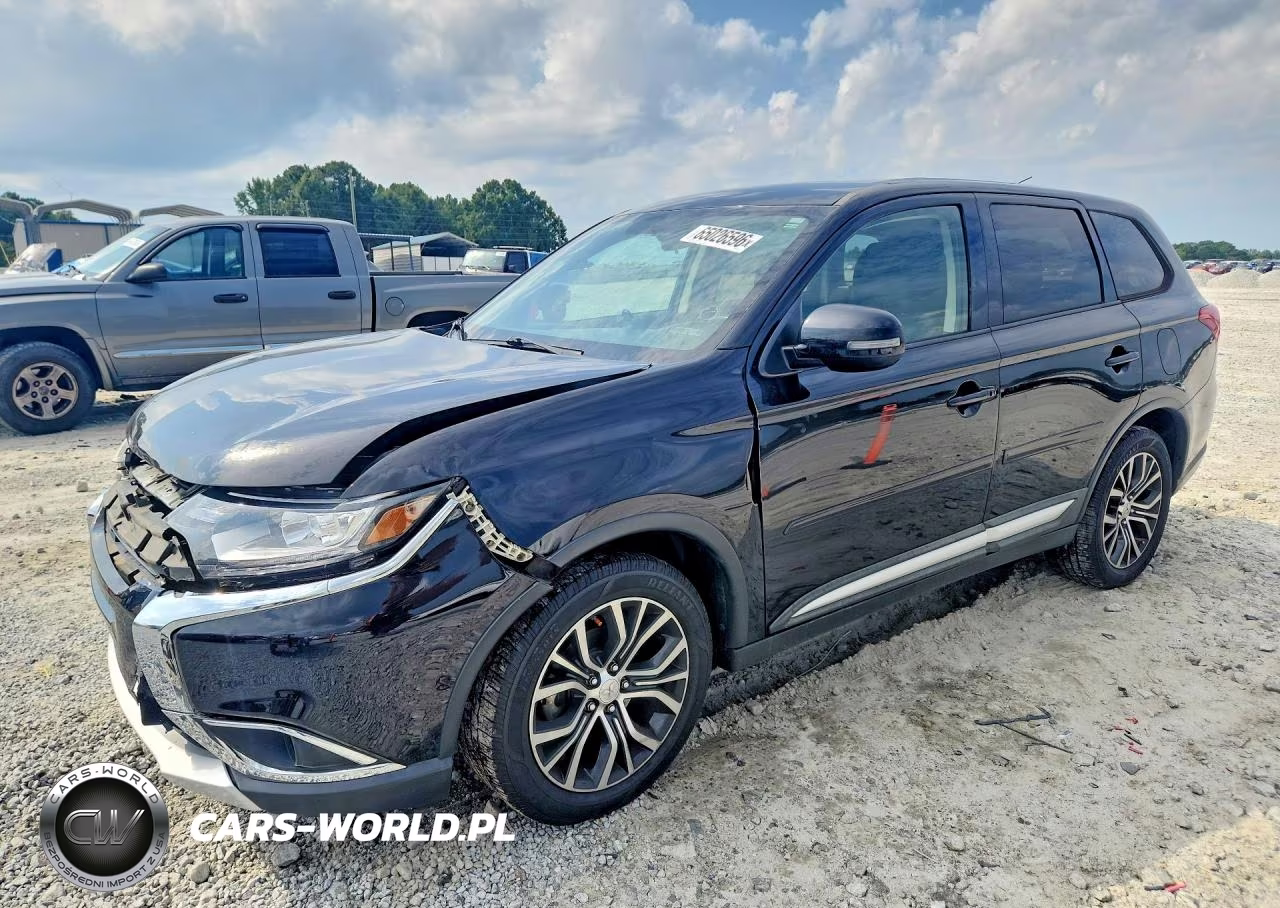 2016 Mitsubishi Outlander Se – zdjęcie 1 z 13
