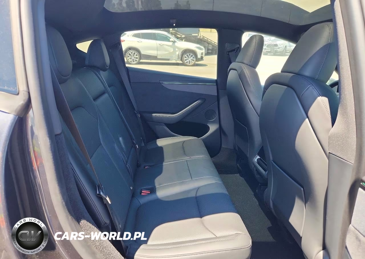 2026 Tesla Model Y VIN:7SAYGDED6TF649781 - 10