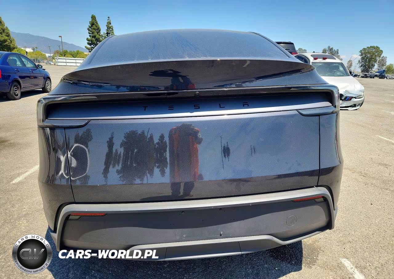 2026 Tesla Model Y VIN:7SAYGDED6TF649781 - 6