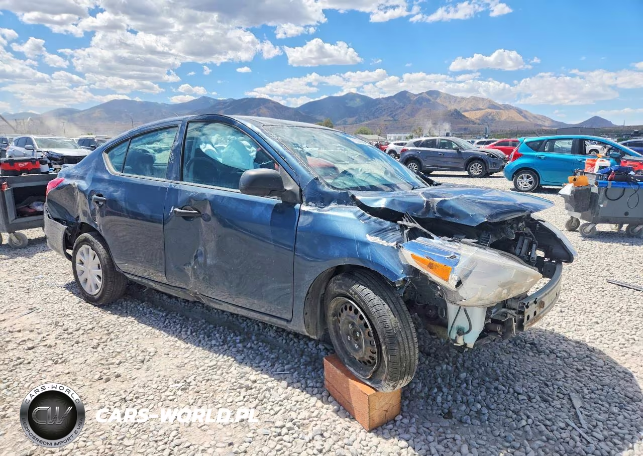 2015 Nissan Versa 1.6 S Plus VIN:3N1CN7AP5FL862681 - 4