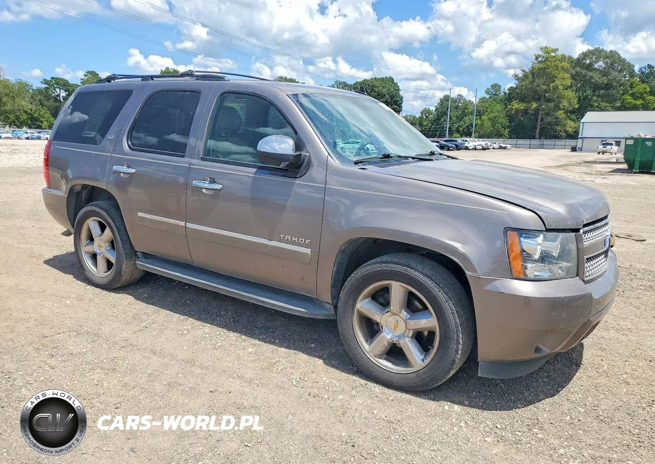 2012 Chevrolet Tahoe C1500 Ltz VIN:1GNSCCE06CR285661 - 4