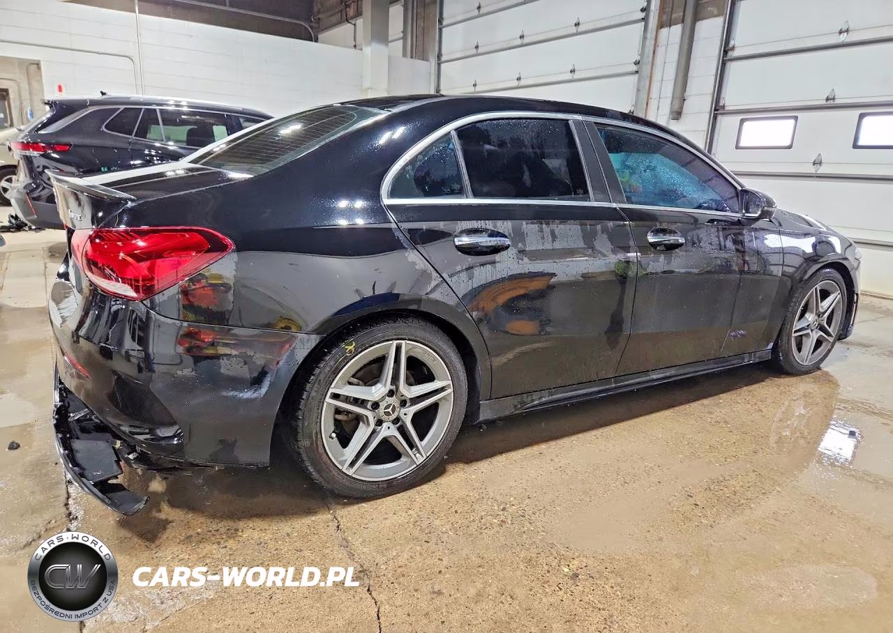 2020 Mercedes-Benz A 220 4Matic VIN:W1K3G4FB1LW043844 - 3