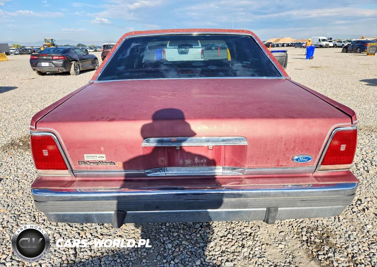 1988 Ford Crown Victoria VIN:2FABP73F3JX141117 - 6
