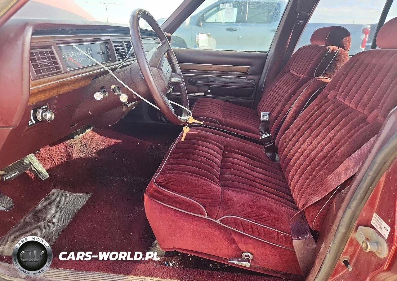 1988 Ford Crown Victoria VIN:2FABP73F3JX141117 - 7