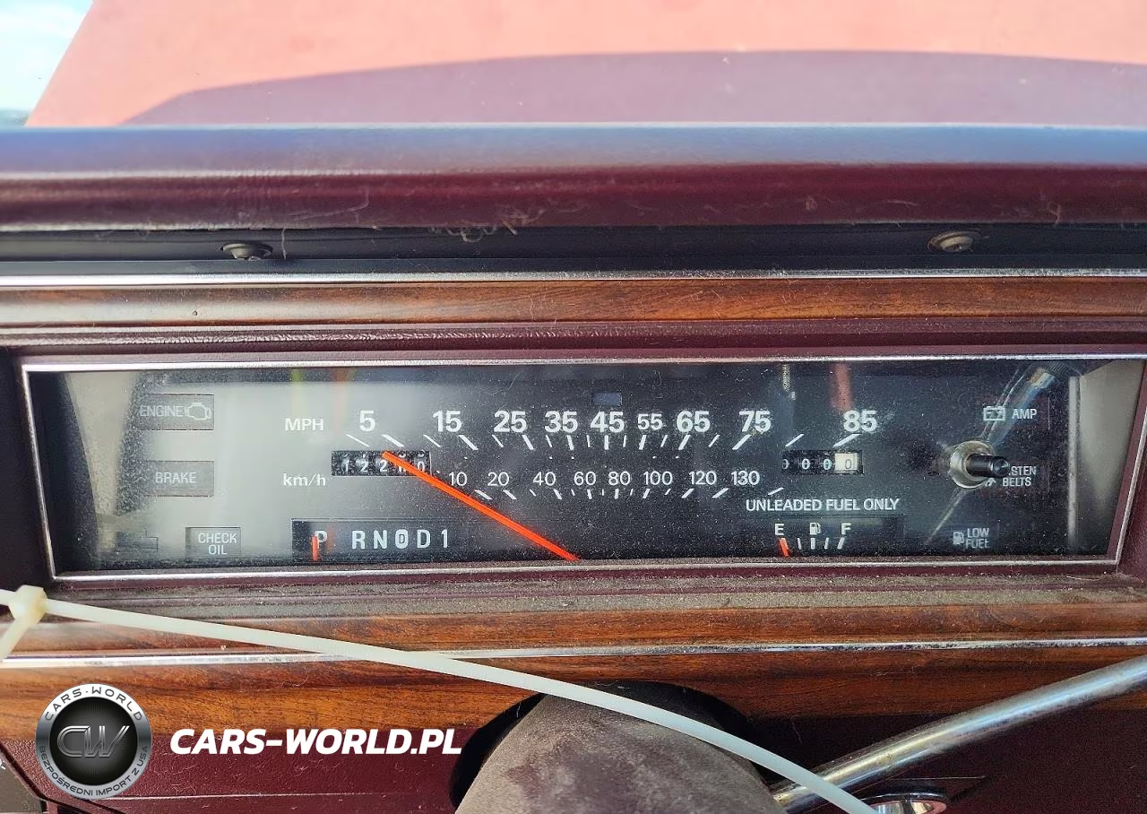 1988 Ford Crown Victoria VIN:2FABP73F3JX141117 - 9