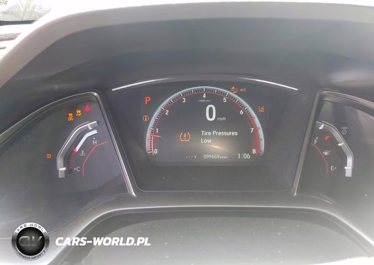 2018 Honda Civic Sport Touring VIN:SHHFK7H92JU413216 - 9