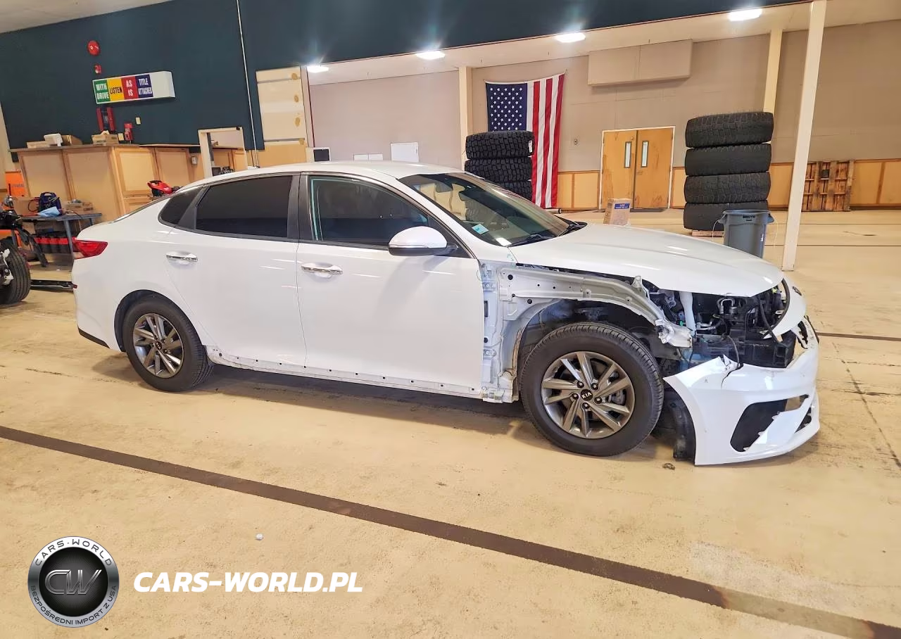 2019 Kia Optima Lx VIN:5XXGT4L37KG335048 - 4
