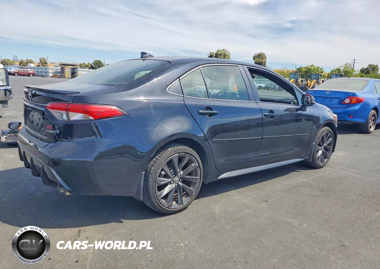 2024 Toyota Corolla Hybrid Se VIN:JTDBCMFE7R3030957 - 3