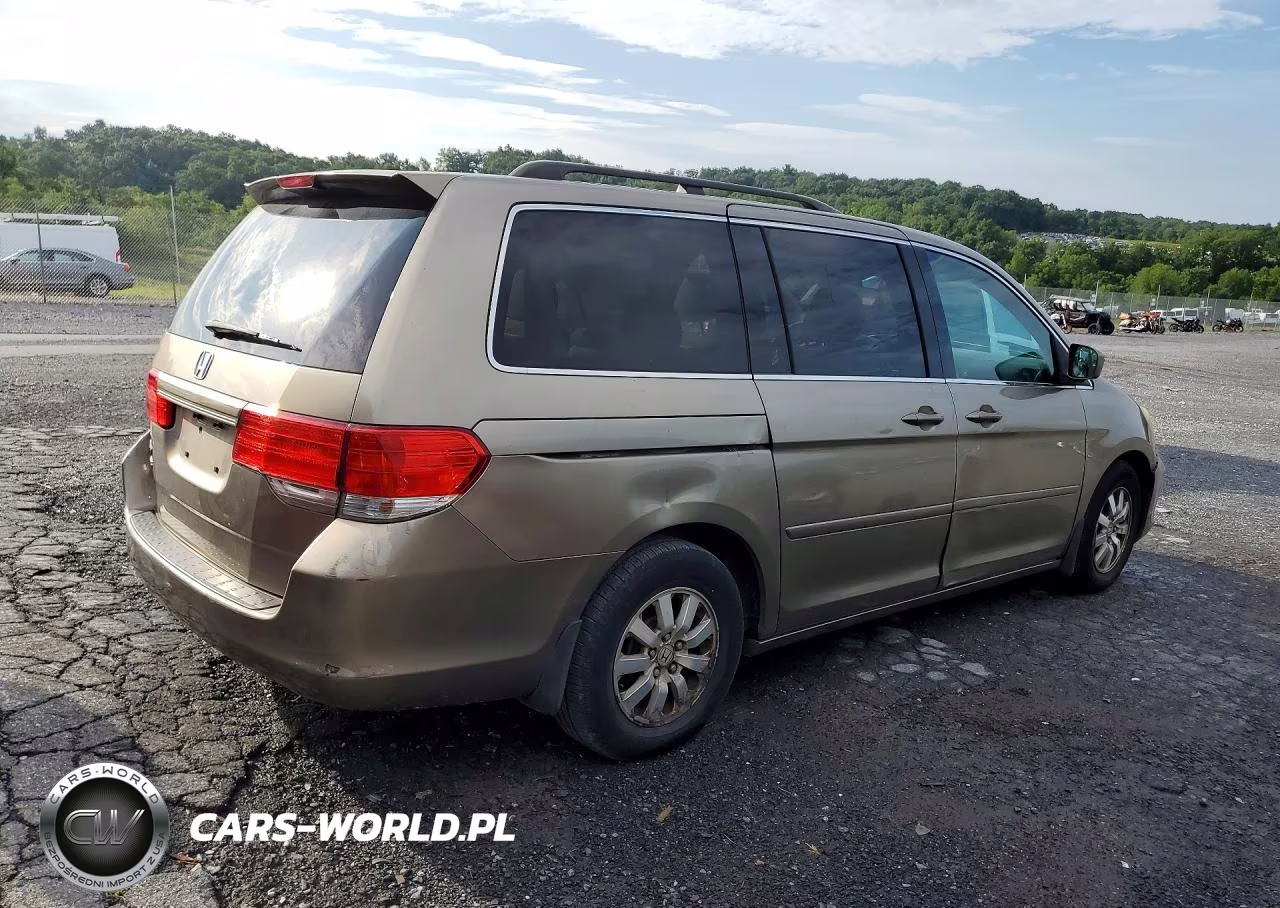 2010 Honda Odyssey Ex VIN:5FNRL3H42AB042602 - 3