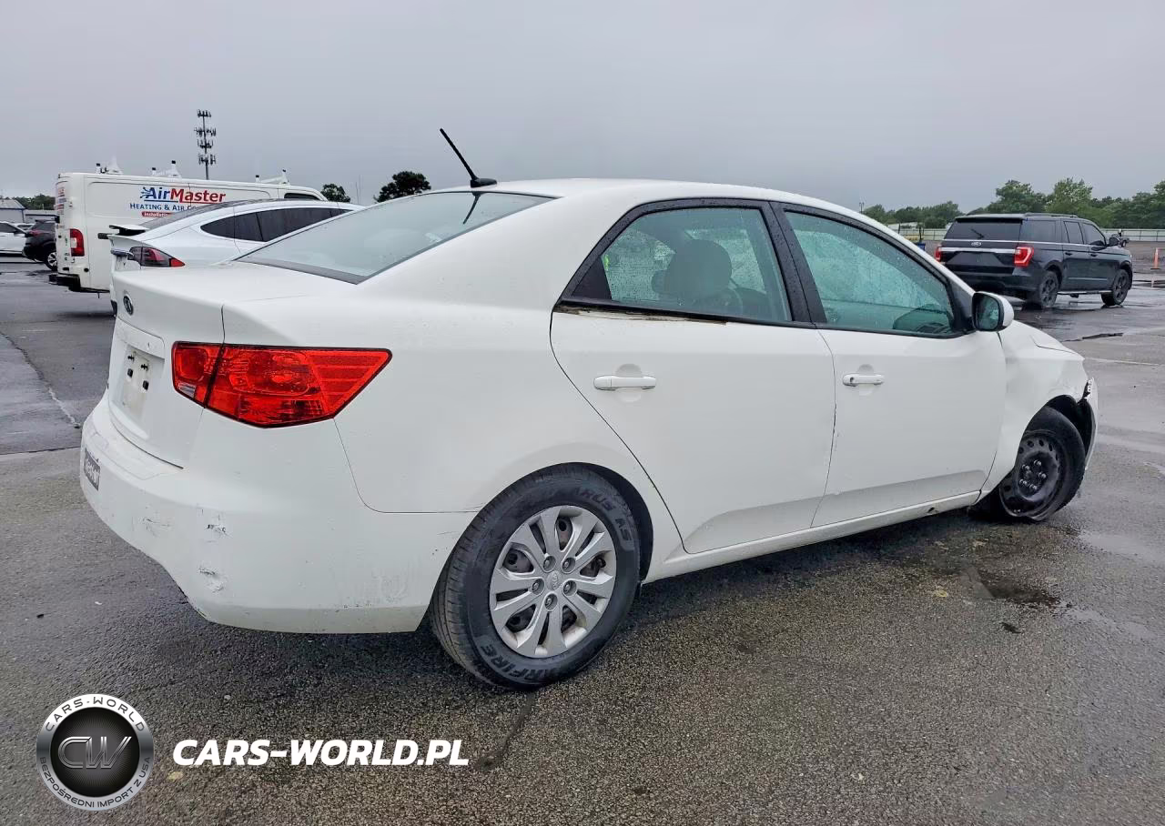 2013 Kia Forte Lx VIN:KNAFT4A27D5664410 - 3