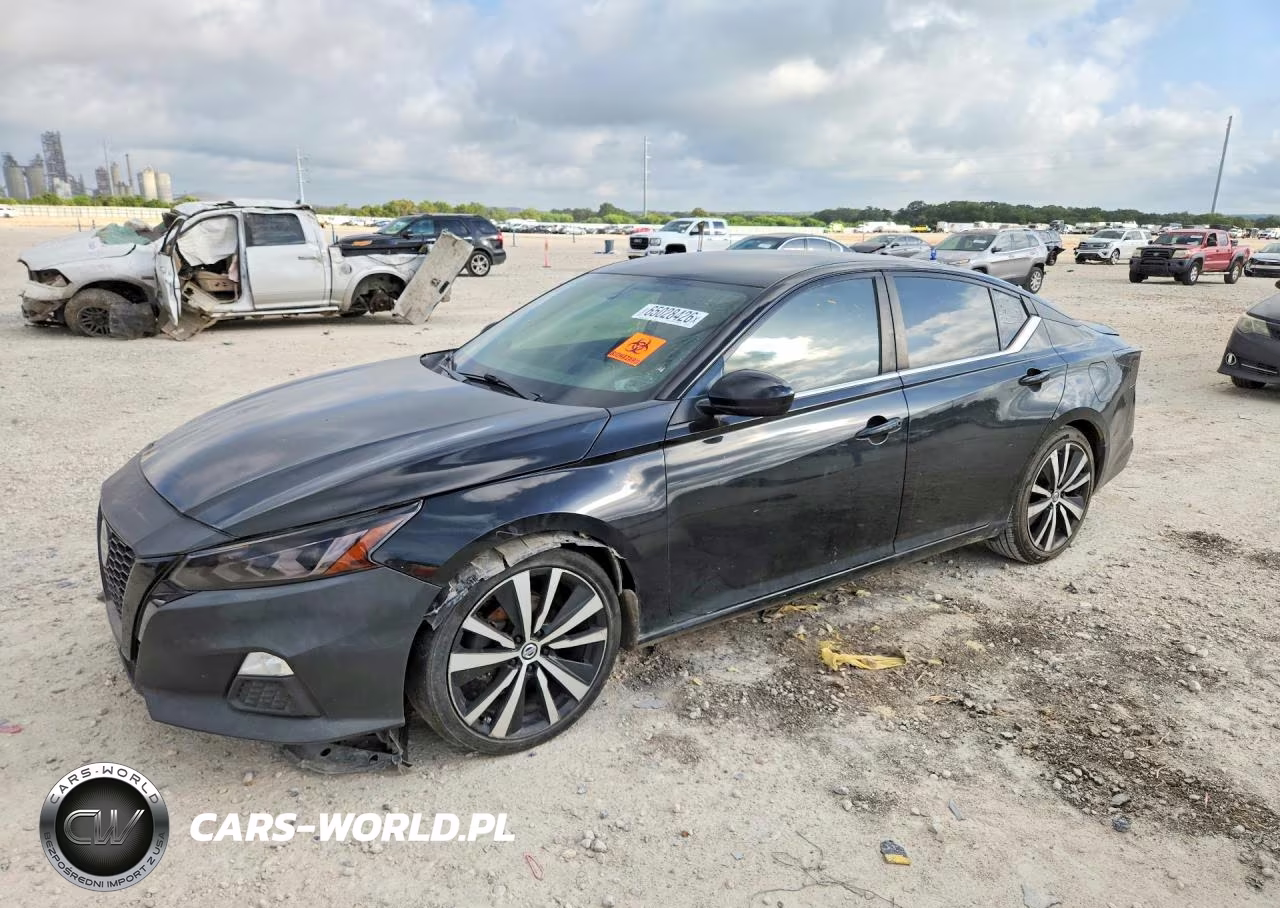 2019 Nissan Altima Sr – zdjęcie 1 z 13