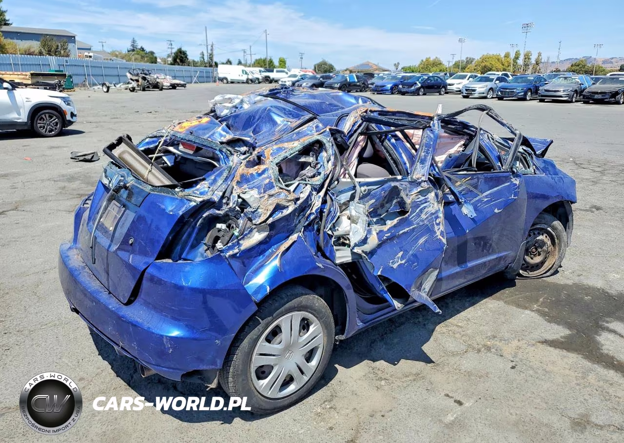 2010 Honda Fit VIN:JHMGE8G29AC023989 - 3