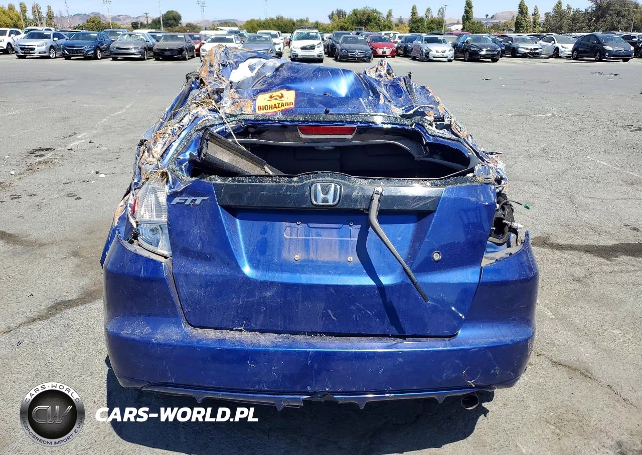 2010 Honda Fit VIN:JHMGE8G29AC023989 - 6