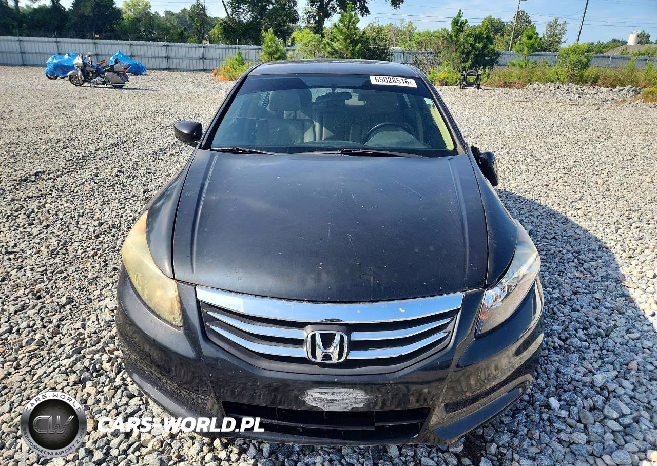 2011 Honda Accord Se VIN:1HGCP2F67BA089340 - 5
