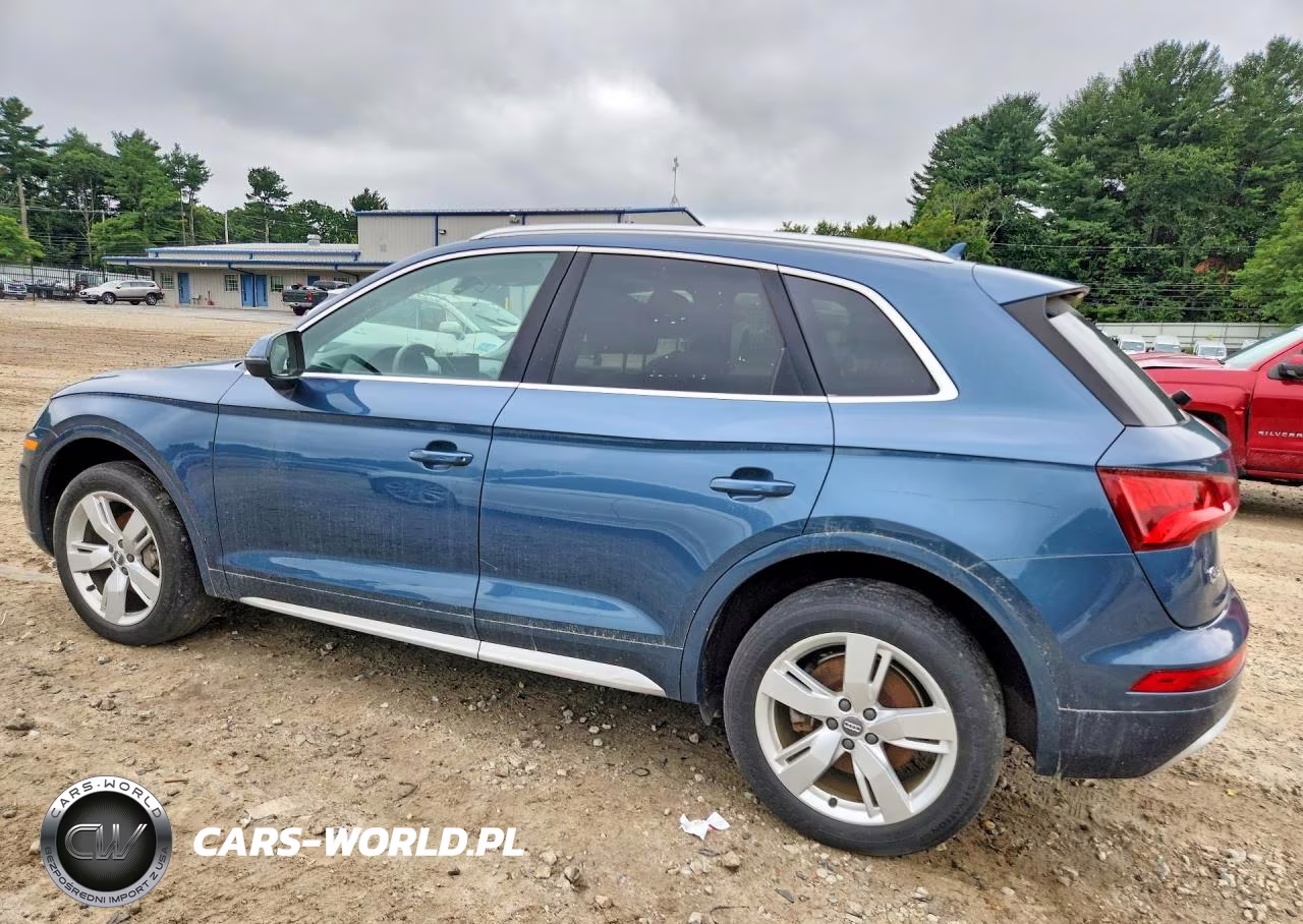 2018 Audi Q5 Premium Plus VIN:WA1BNAFY3J2233965 - 2