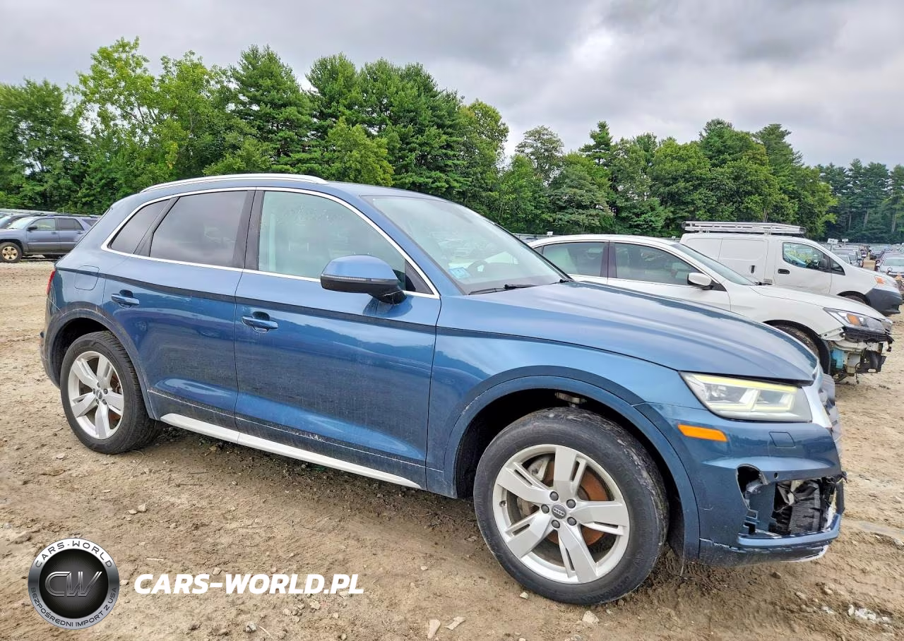 2018 Audi Q5 Premium Plus VIN:WA1BNAFY3J2233965 - 4