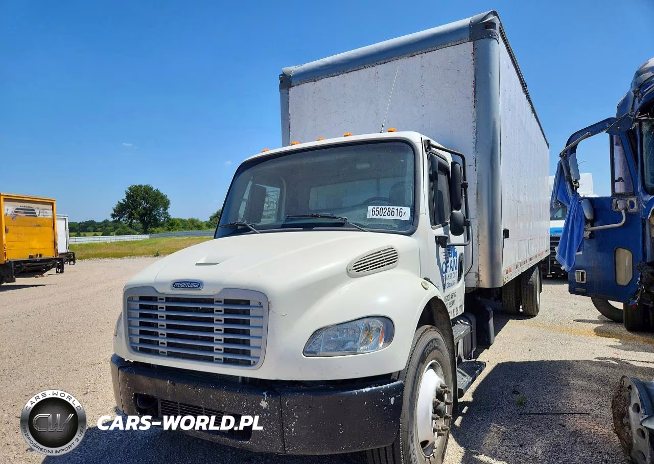 2018 Freightliner Business Class M2 Box Truck