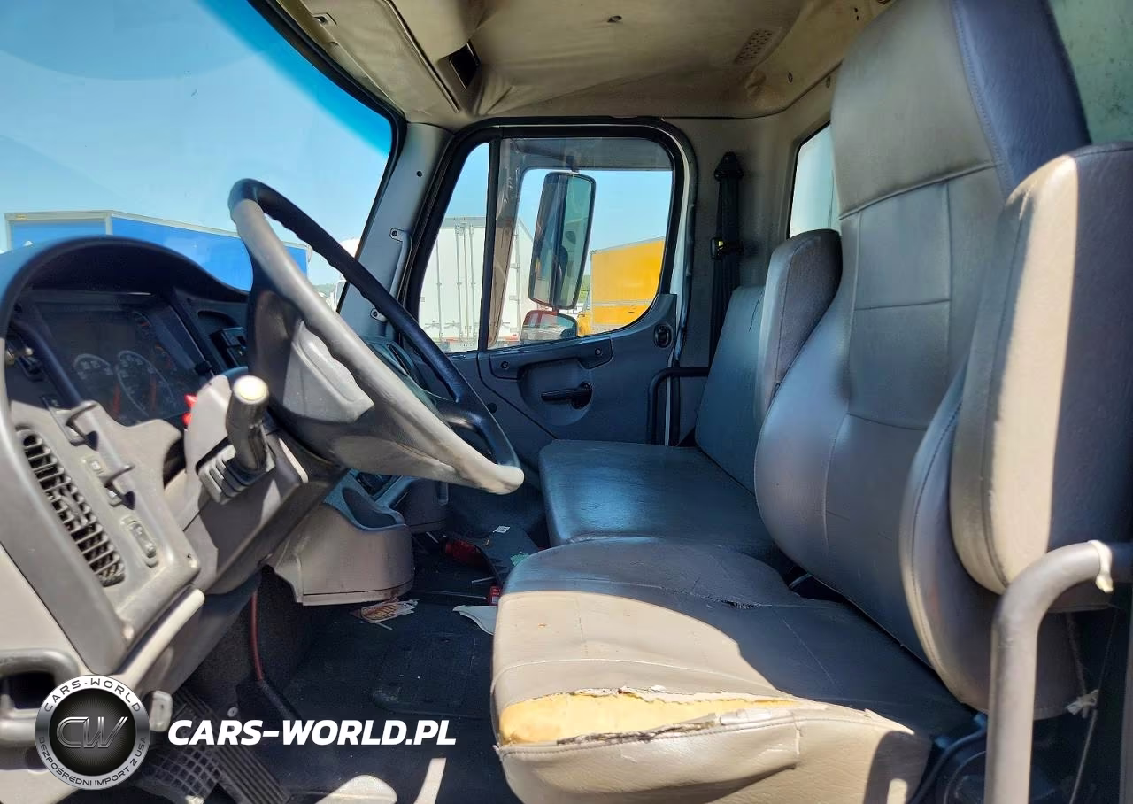 2018 Freightliner Business Class M2 Box Truck VIN:1FVACWFB3JHJN5754 - 7