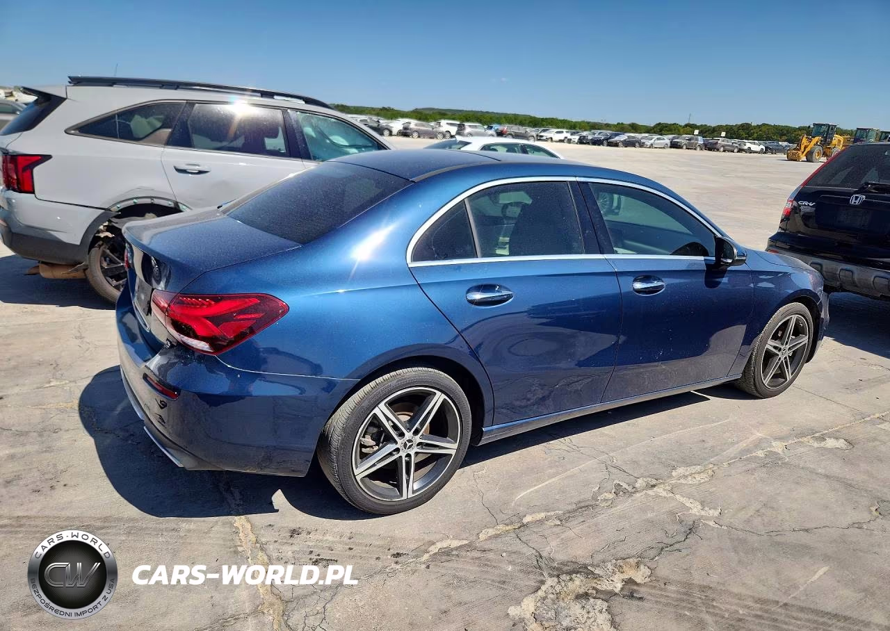 2022 Mercedes-Benz A 220 VIN:W1K3G4EB0NJ353212 - 3