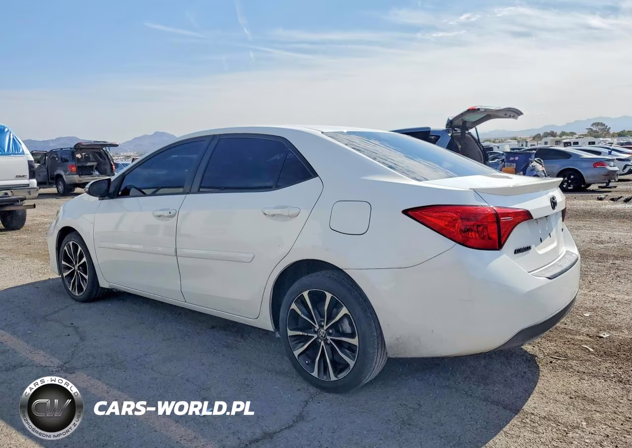 2017 Toyota Corolla Se VIN:2T1BURHEXHC843495 - 2