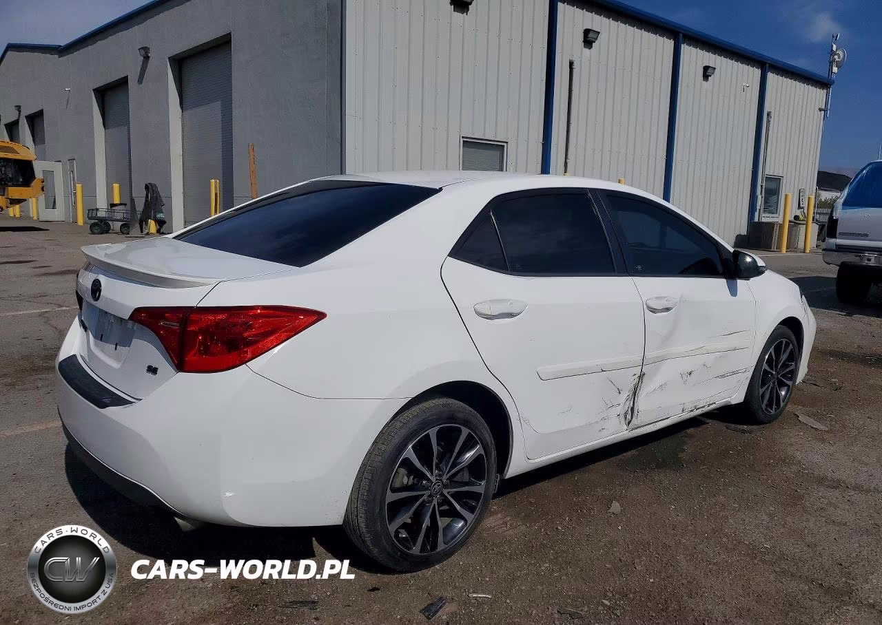 2017 Toyota Corolla Se VIN:2T1BURHEXHC843495 - 3