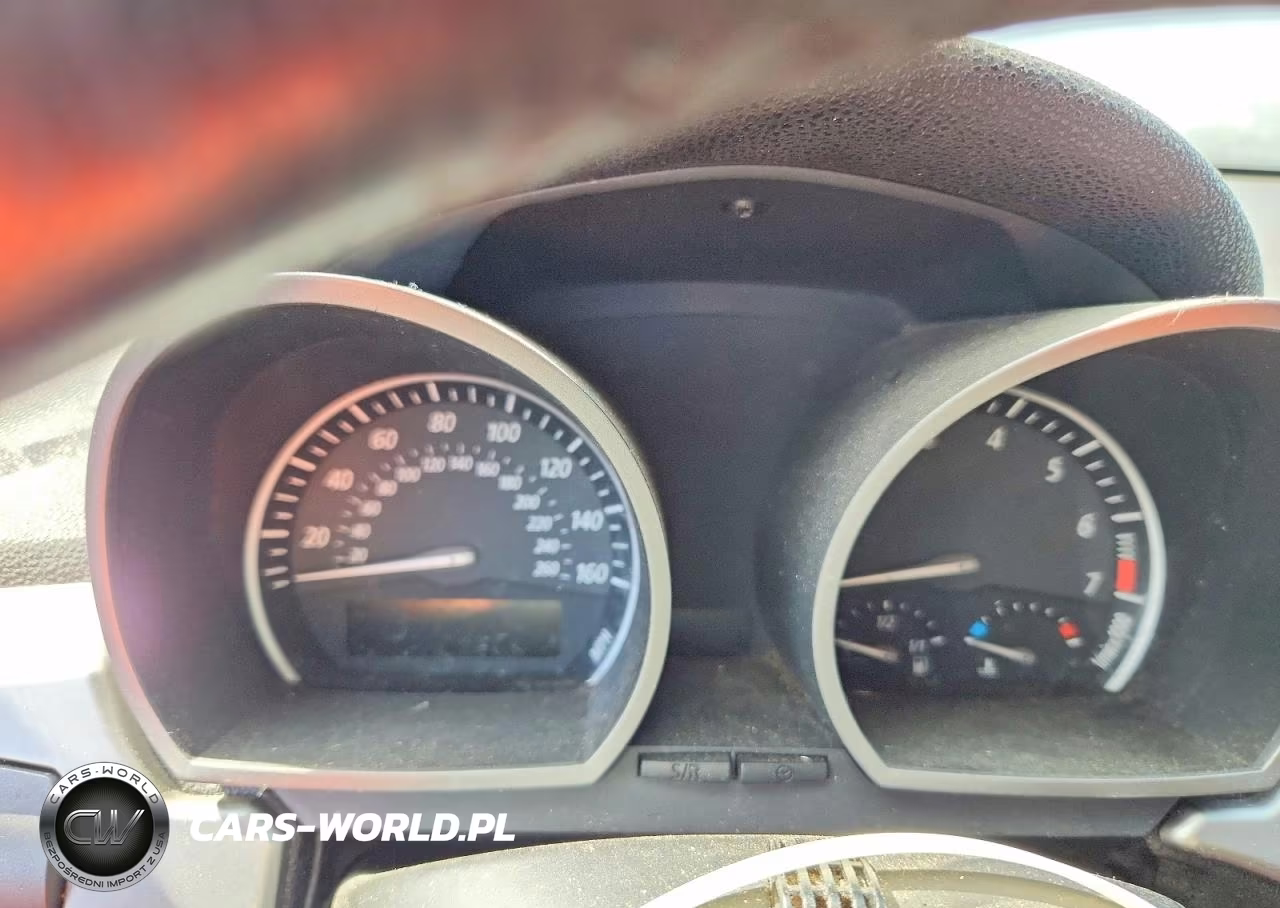 2004 BMW Z4 2.5 VIN:4USBT33514LS50855 - 9