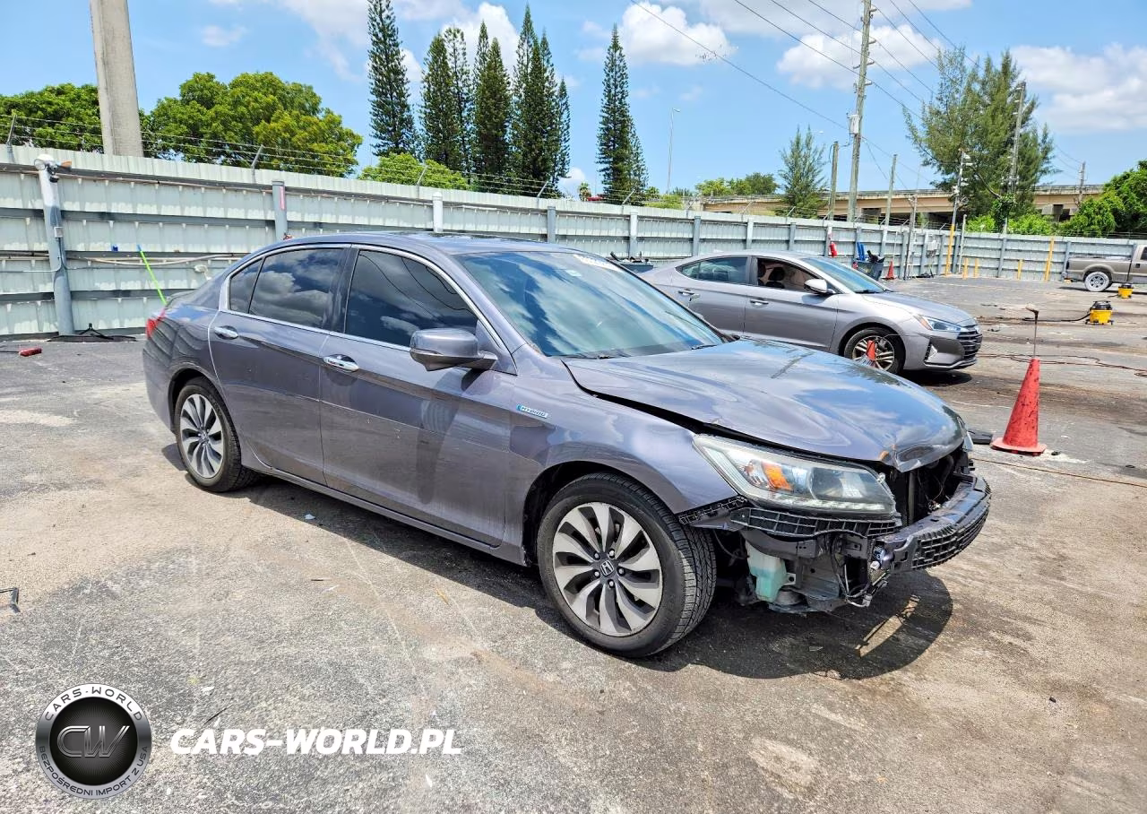 2014 Honda Accord Hybrid Exl VIN:1HGCR6F58EA001733 - 4