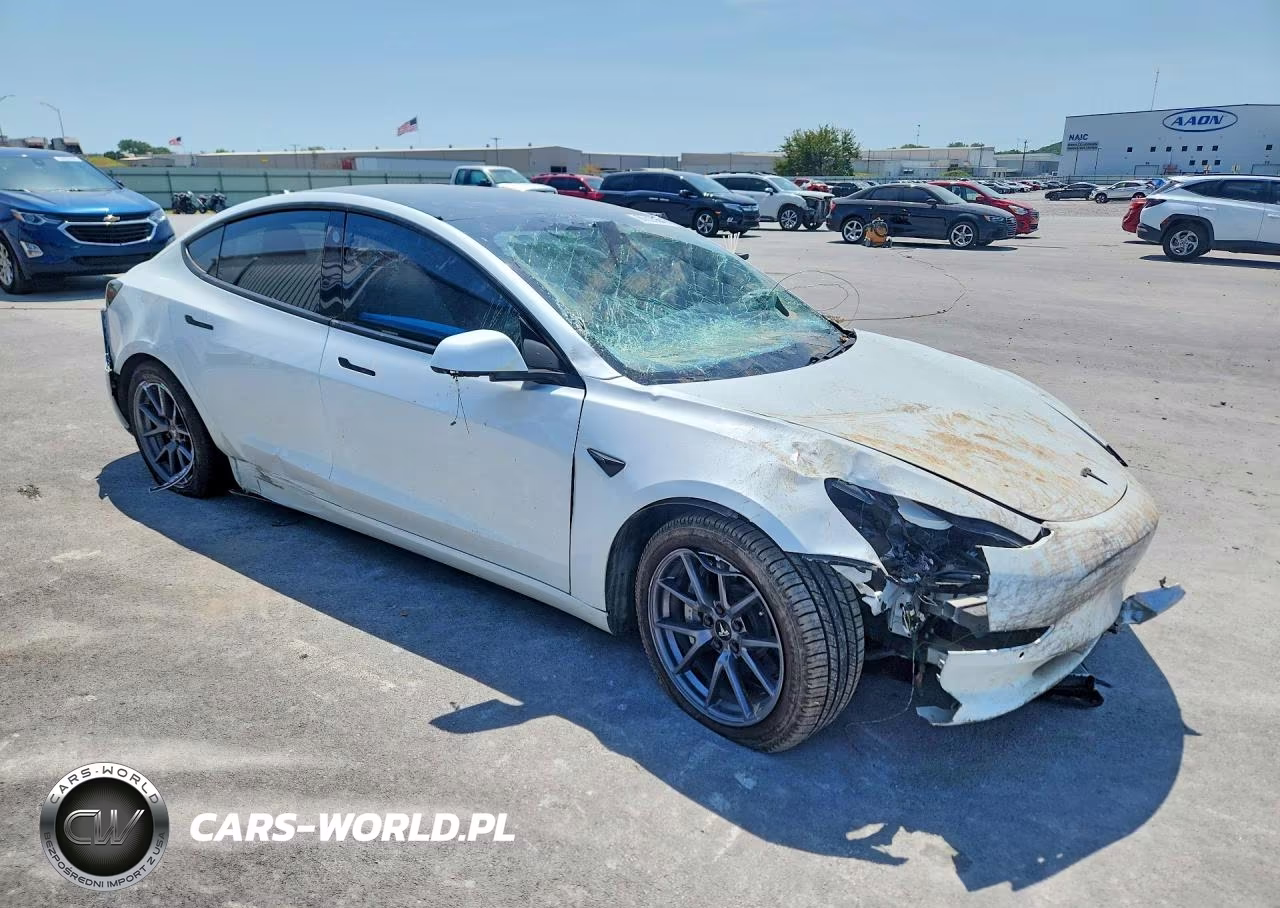 2021 Tesla Model 3 VIN:5YJ3E1EB3MF980622 - 4