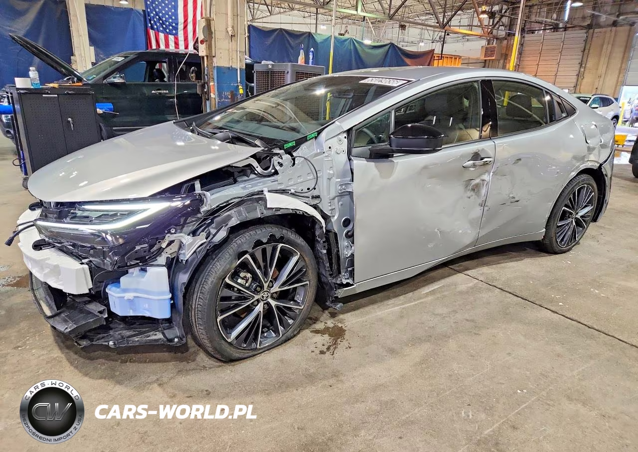 2026 Toyota Prius Xle – zdjęcie 1 z 13
