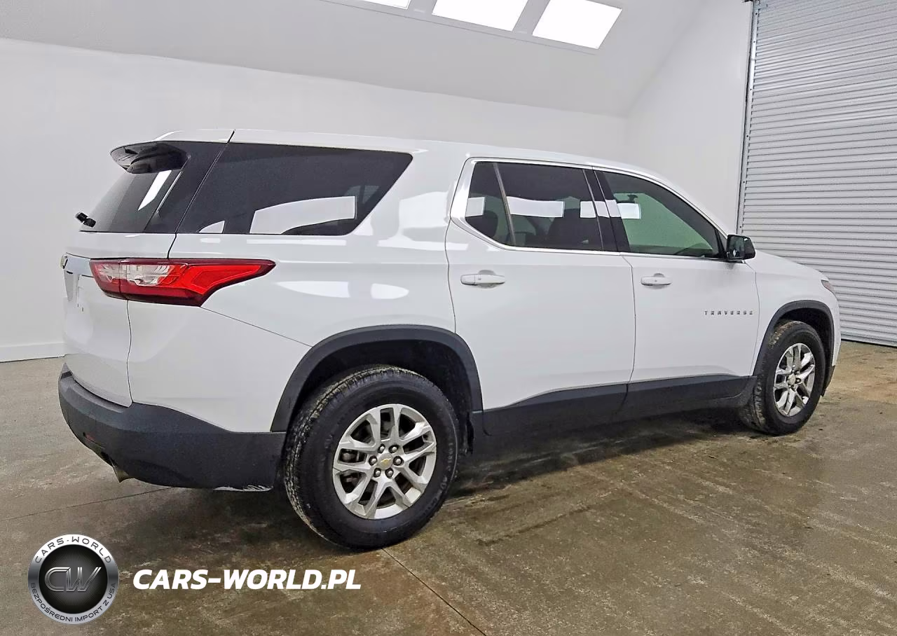 2020 Chevrolet Traverse Ls VIN:1GNERFKW1LJ103613 - 3