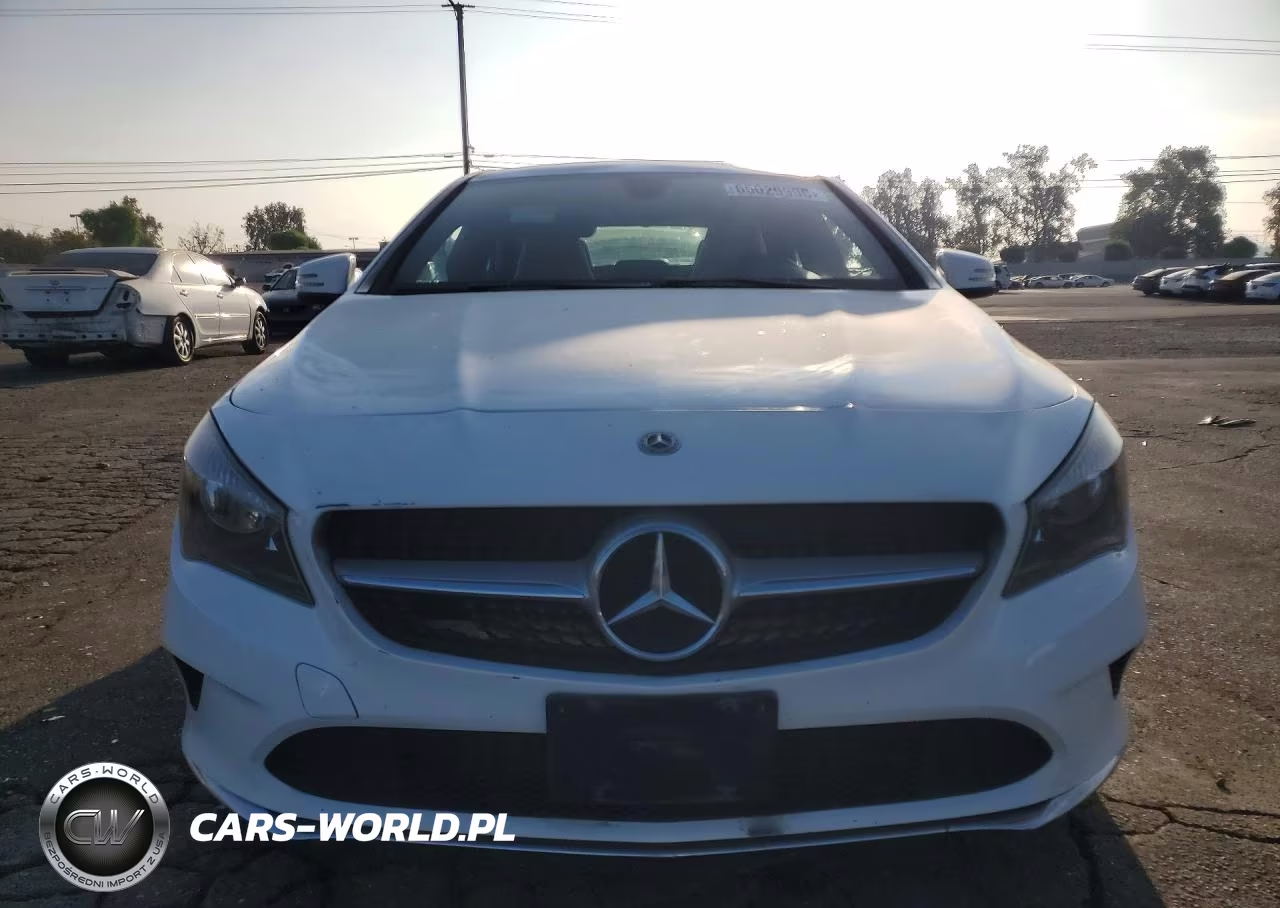 2018 Mercedes-Benz Cla 250 VIN:WDDSJ4EB6JN683338 - 5
