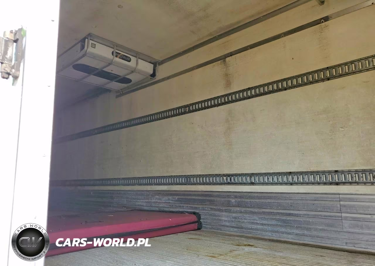 2014 Freightliner Business Class M2 Refrigerated Box Truck VIN:3ALHCYCY4EDFU6400 - 10