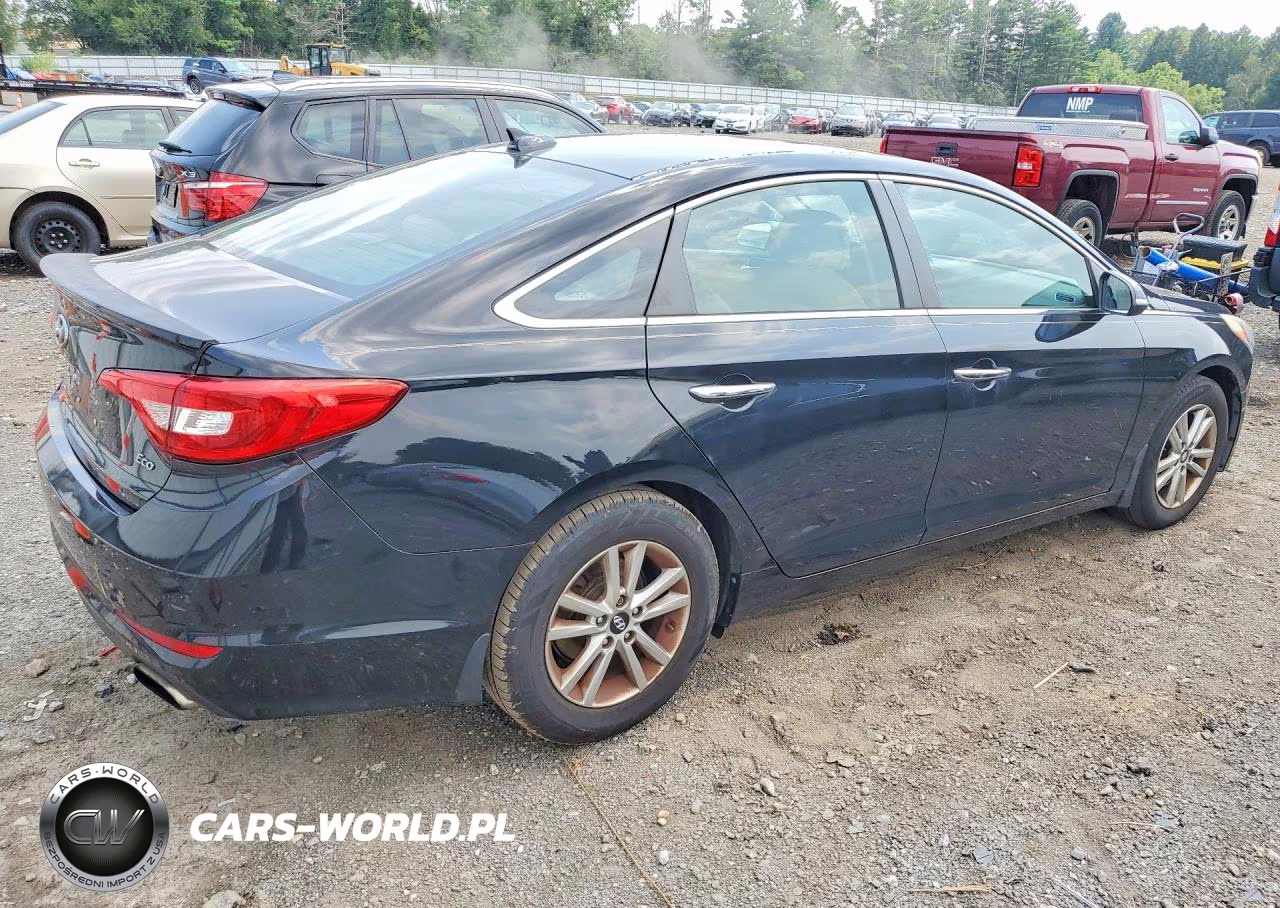 2015 Hyundai Sonata VIN:5NPE24AA8FH112443 - 3