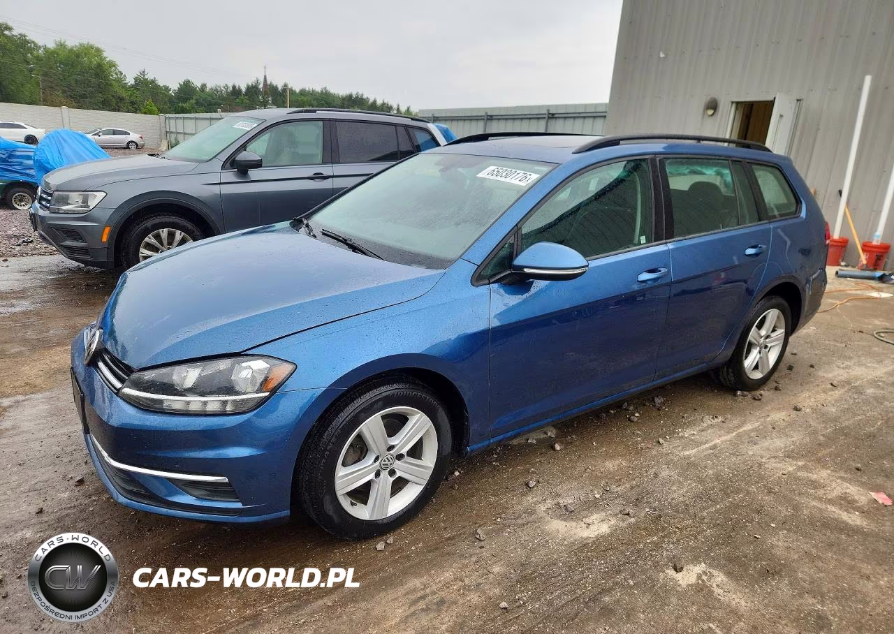 2018 Volkswagen Golf Sportwagen S VIN:3VWD17AUXJM751711 - 1